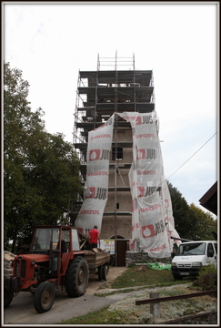 Prenavlajnje cerkve v Gorenjah, foto Milan Simčič (2)
